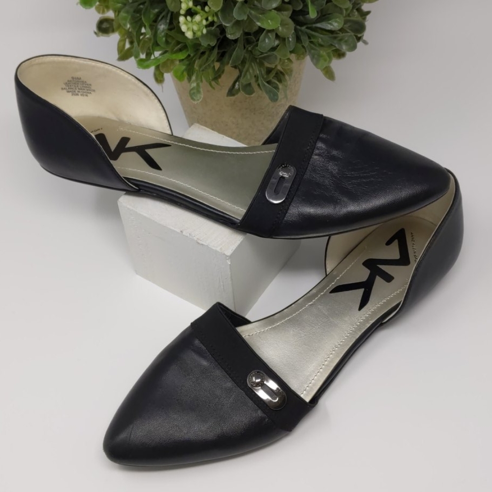 Anne Klein " Toshea" Black Leather open flats.